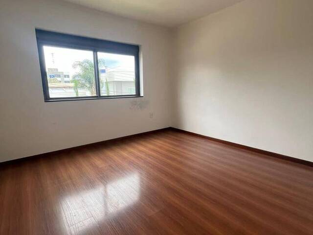 #135 - Apartamento para Locação em Caxias do Sul - RS - 1